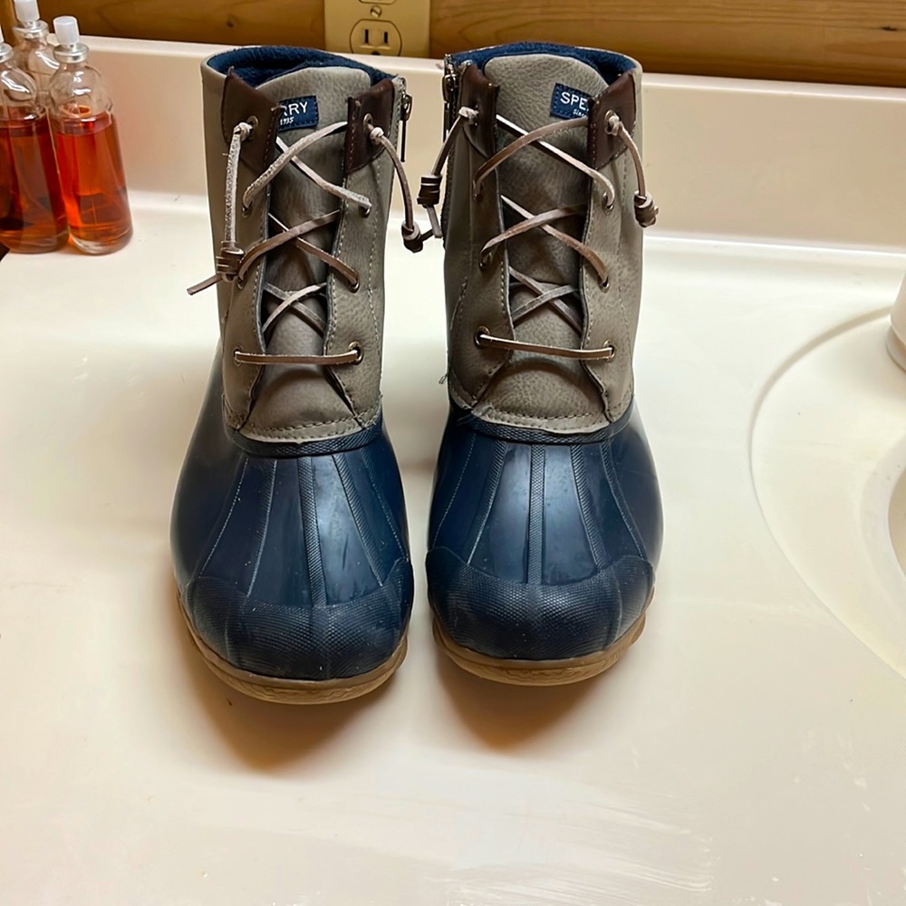 Sperry Duck Boots Women size 11